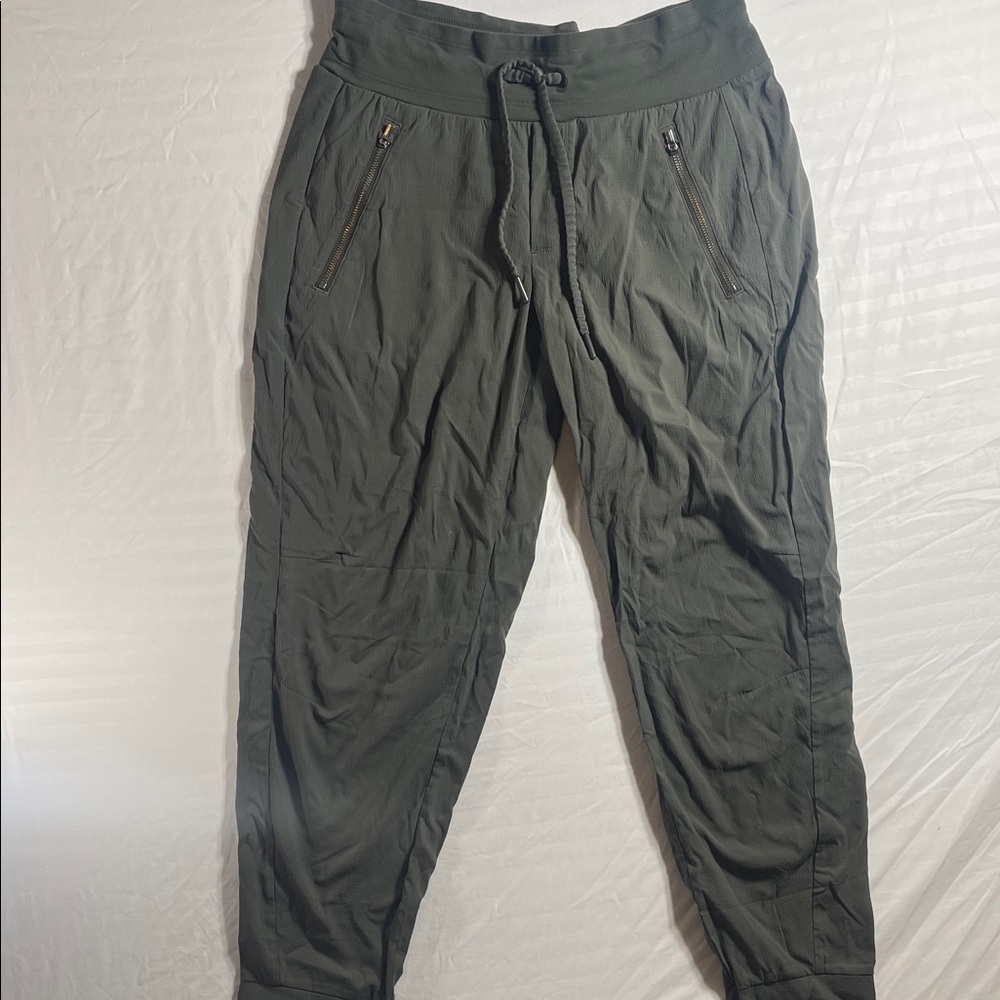 Athleta Olive Drawstring Joggers with Zip Pockets